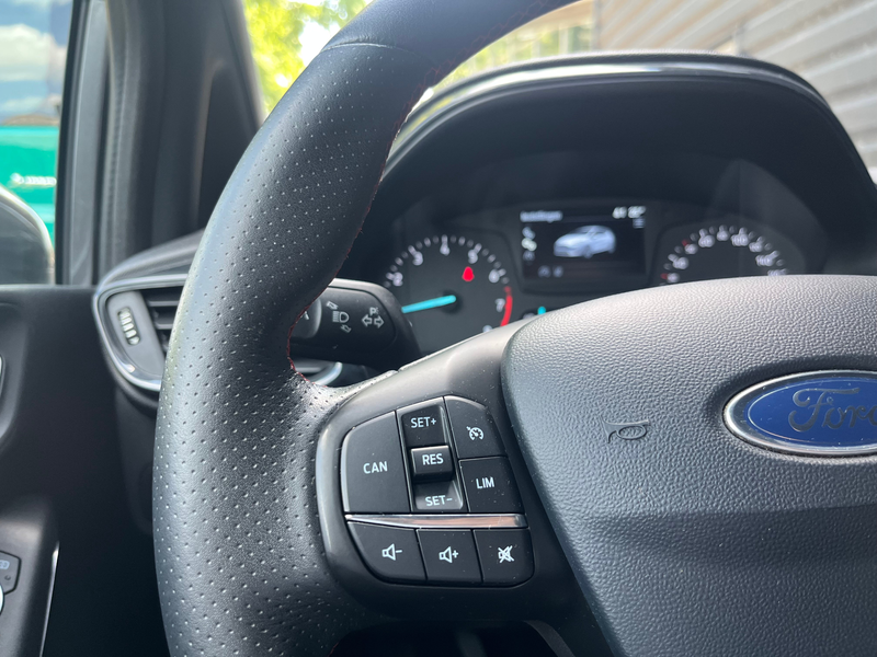 Ford Fiesta 1.0 EcoBoost ST-Line | STOEL/STUUR & VOORRUITVERWA — photo 15