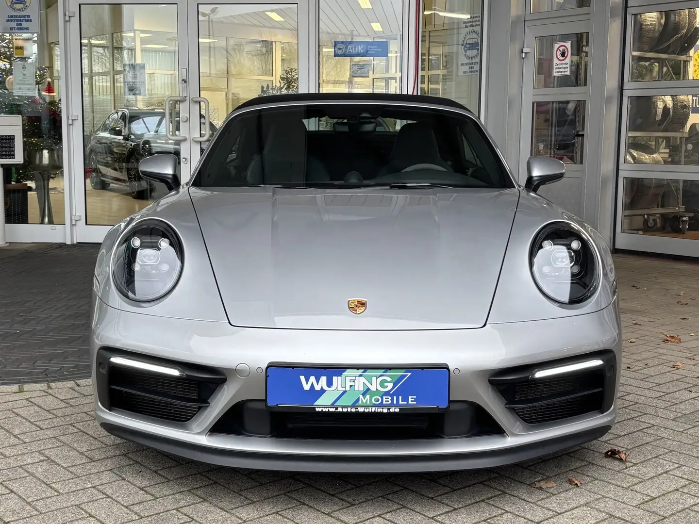 Porsche 911 Carrera GTS PDK Cabriolet NAVI BOSE LEDER Silber - 2