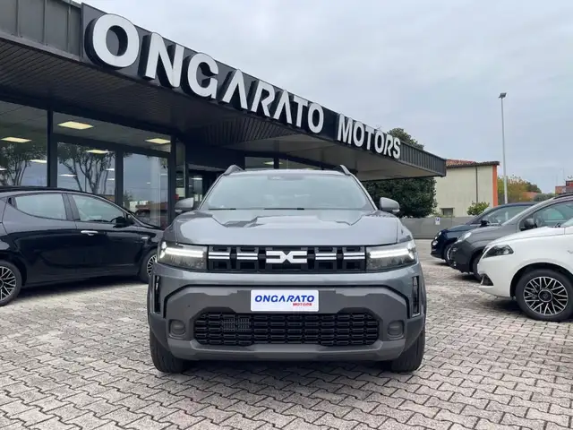 Dacia Duster view 2