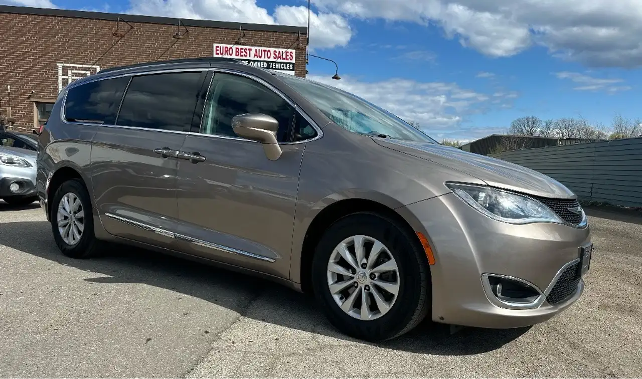 2017 Chrysler Pacifica