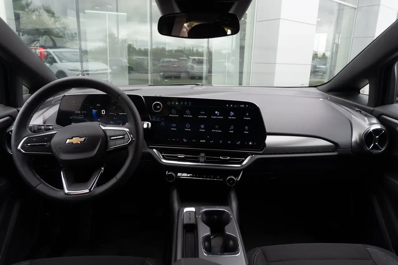Chevrolet Equinox снимка Chevrolet Equinox