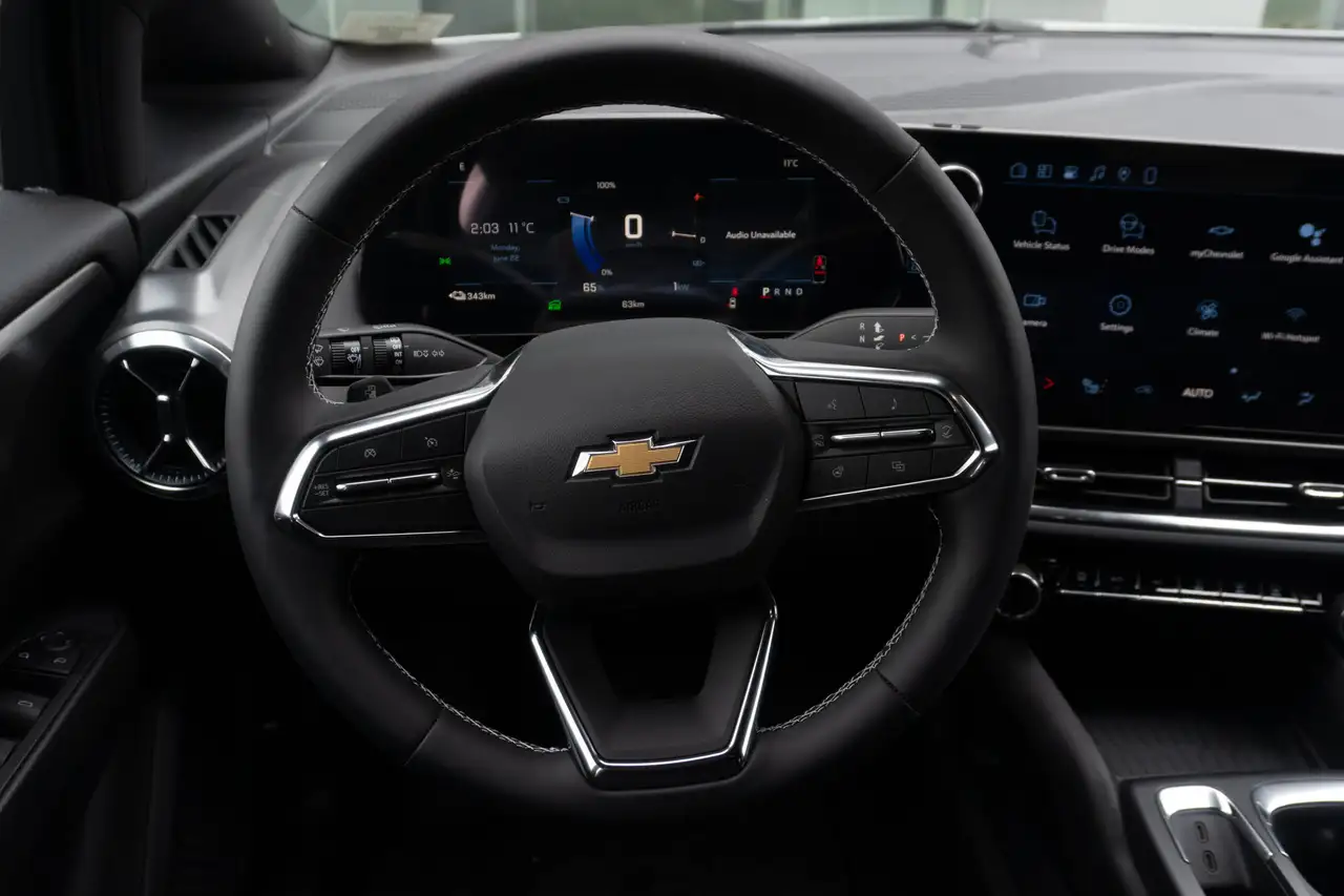 Chevrolet Equinox снимка Chevrolet Equinox
