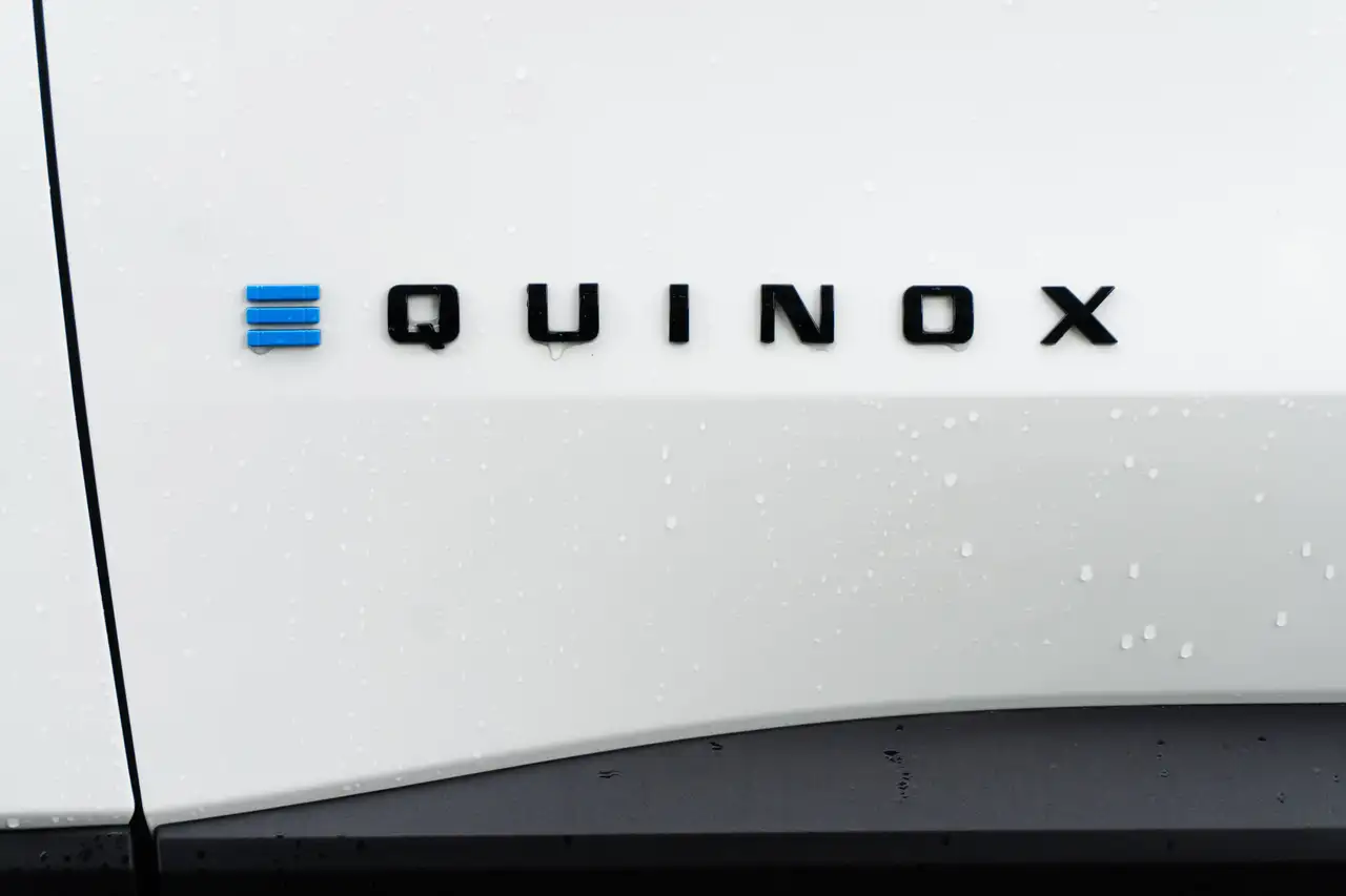 Chevrolet Equinox снимка Chevrolet Equinox