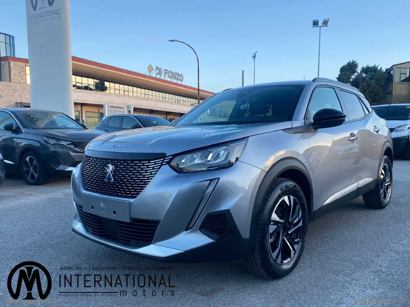Peugeot 2008 PureTech 130 S&S Allure Gris - 1