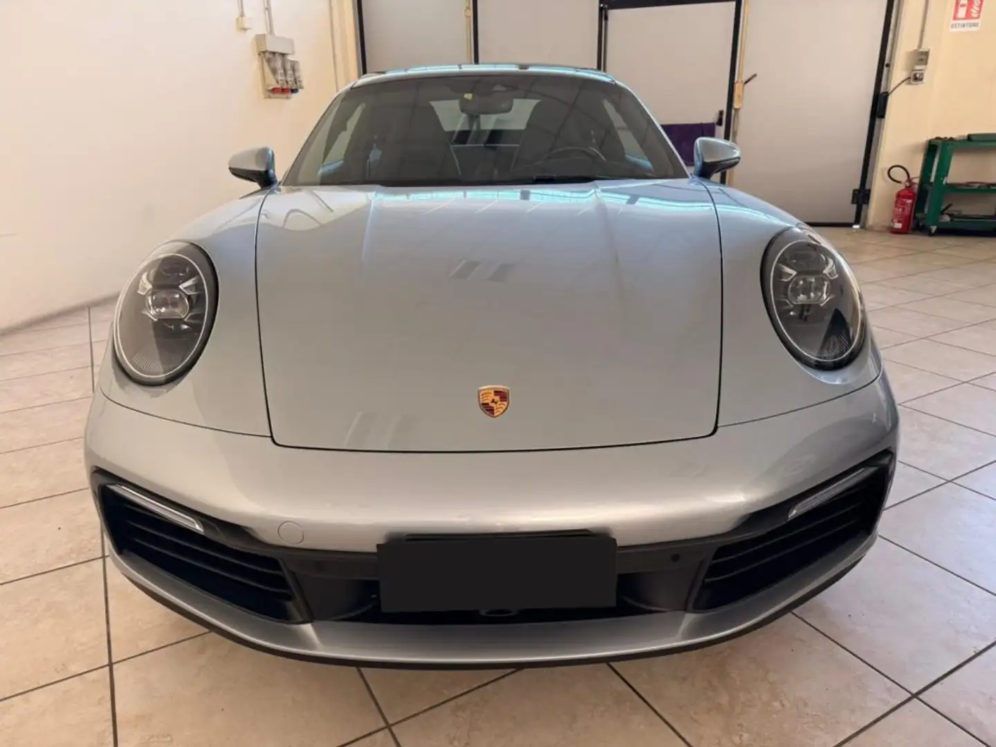 Porsche 911 Carrera 4S Argento - 2