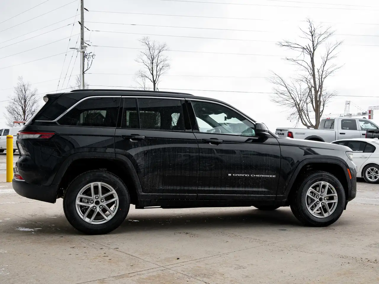 Jeep Grand Cherokee снимка Jeep Grand Cherokee