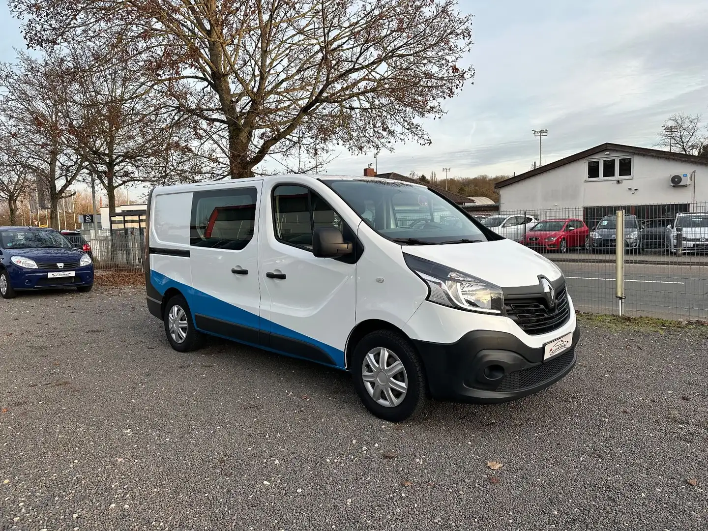 Renault Trafic 6-Sitze Klima AHK Tempomat Weiß - 1
