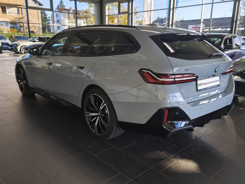 BMW 520 d xDrive Tour. M Sport AHK/RFK/20"/H&K — photo 4