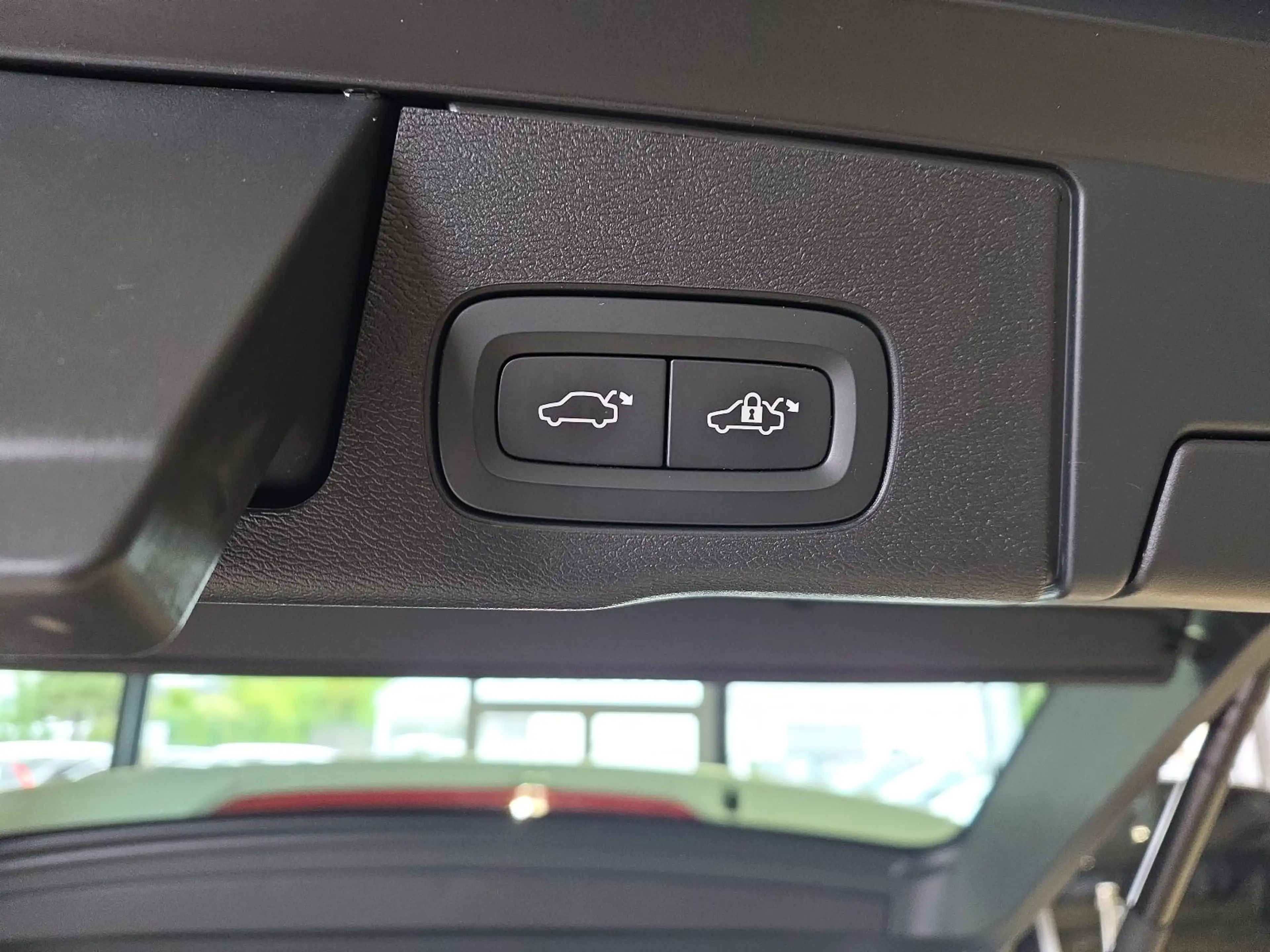 Volvo XC60 B5 Inscription ACC Sitzklima Pano 360° LED — photo 15