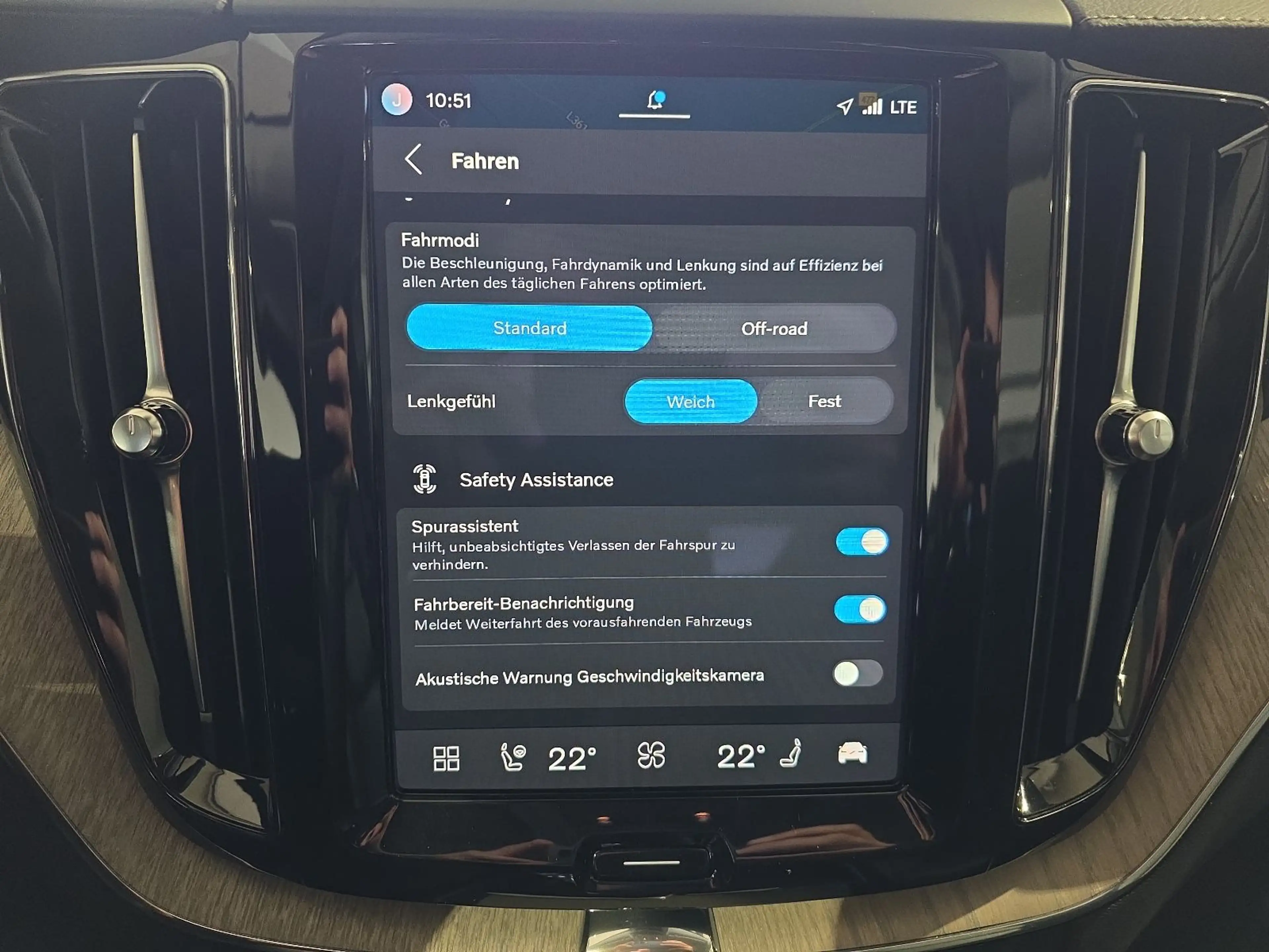 Volvo XC60 B5 Inscription ACC Sitzklima Pano 360° LED — photo 30