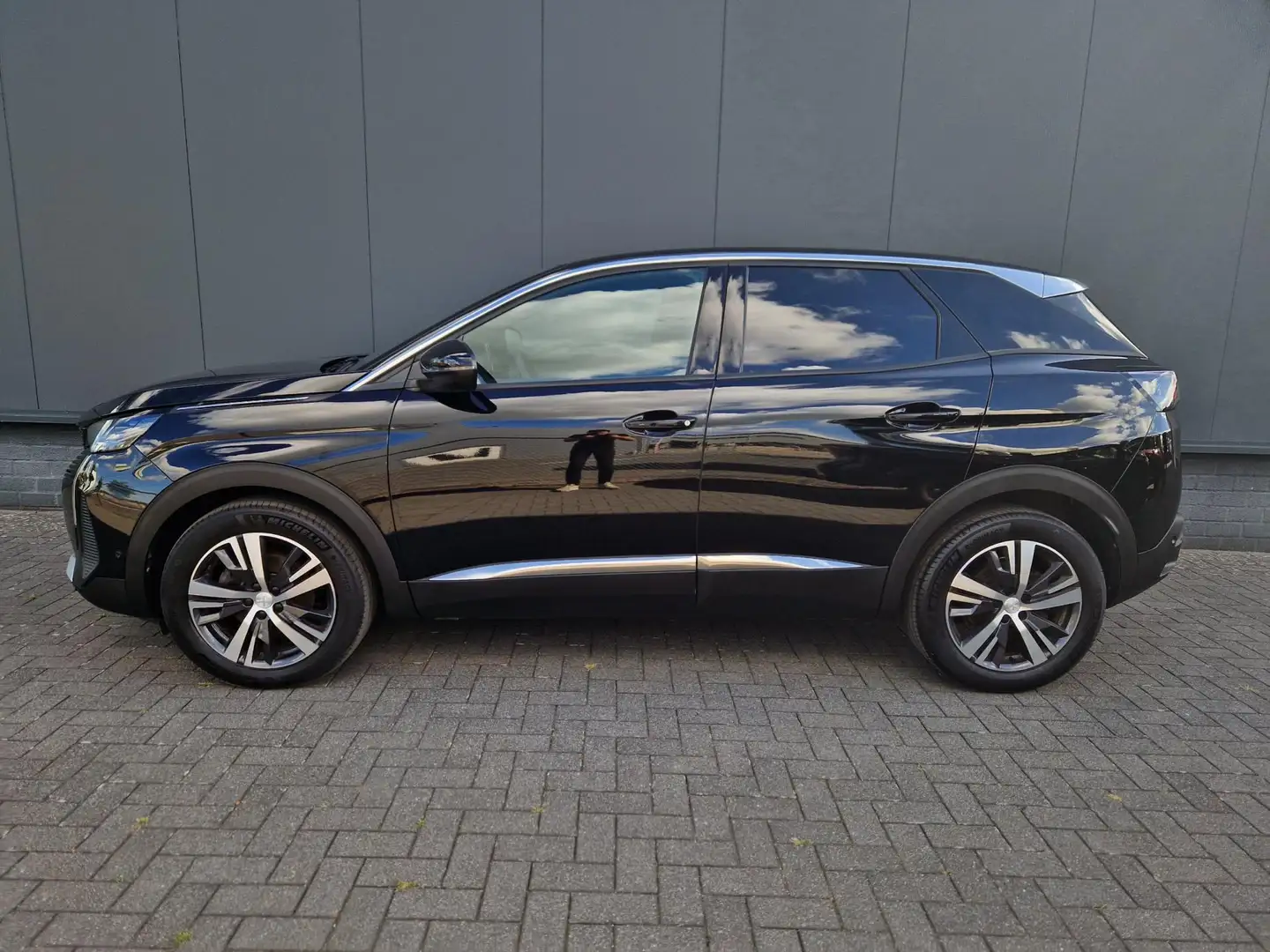 Peugeot 3008 1.2 130PK EAT8 Allure Business /ACC /Stoelverwarmi Schwarz - 2