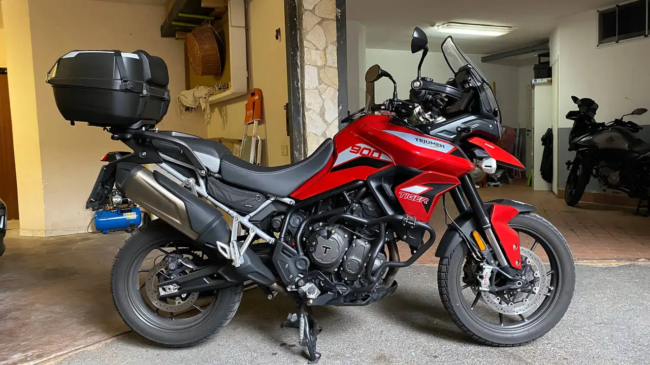 Triumph Tiger 900