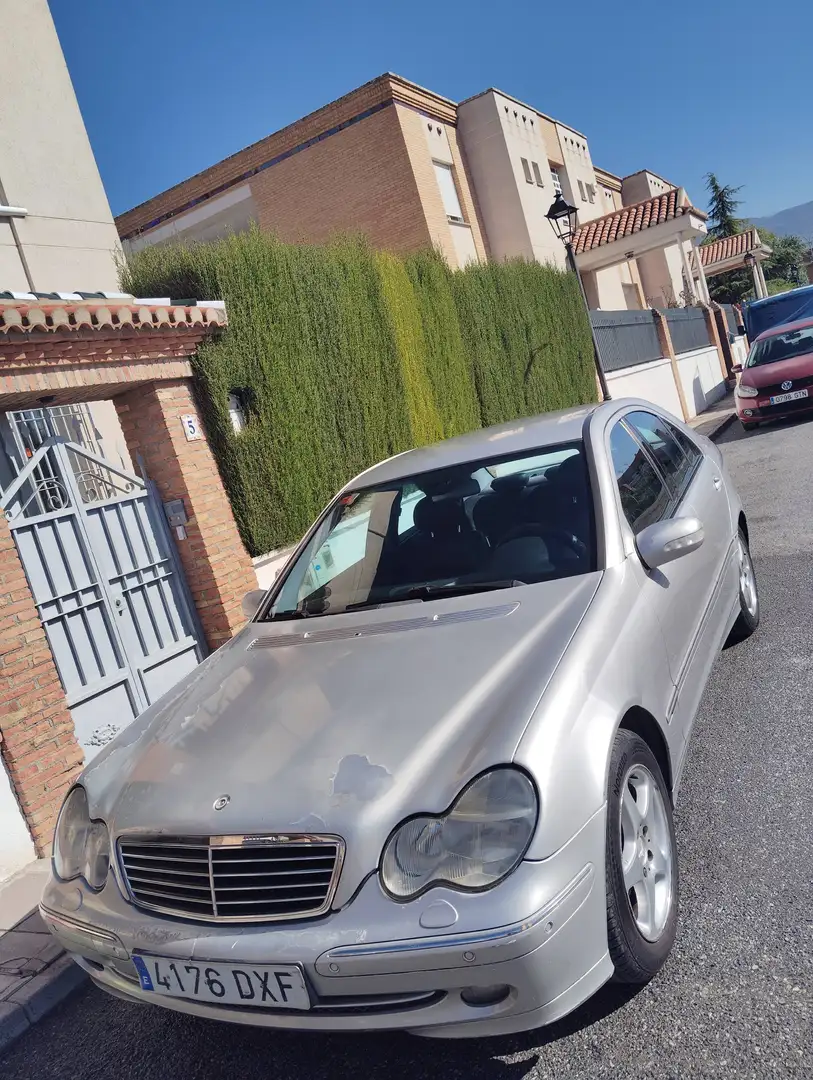 Mercedes-Benz C 220 Avantgarde C 220 CDI Avantgarde Plateado - 2
