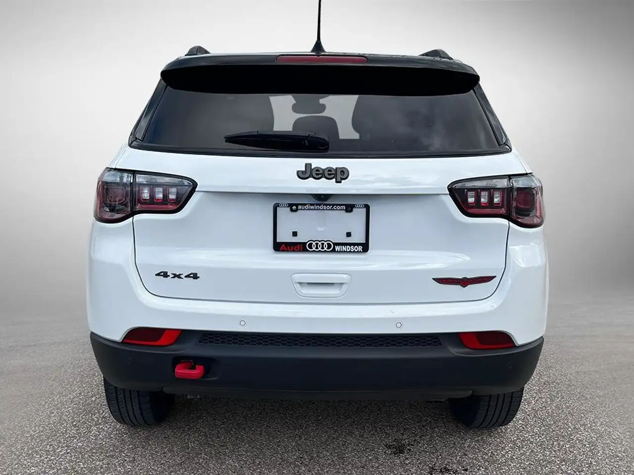 Jeep Compass снимка Jeep Compass