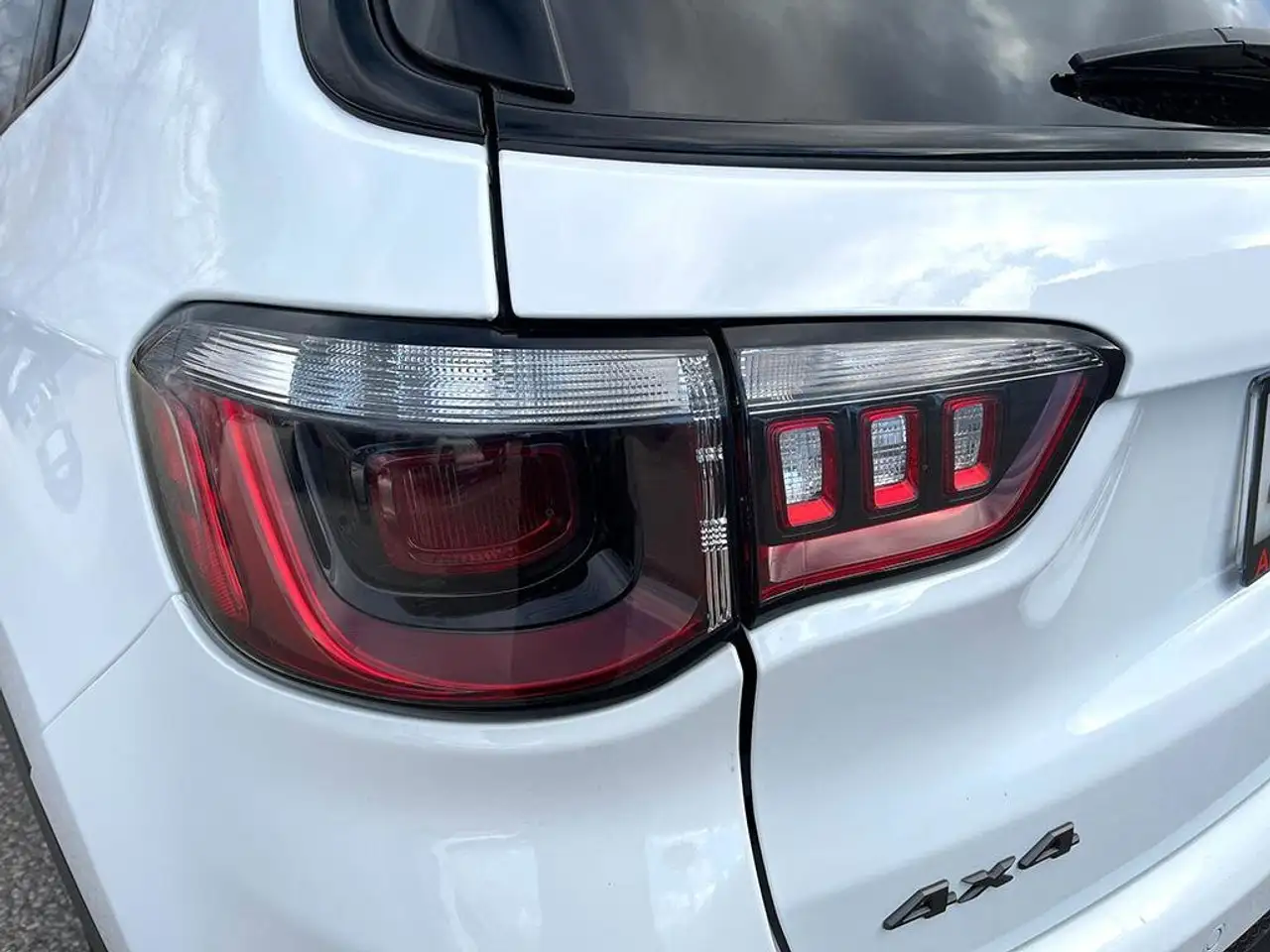 Jeep Compass снимка Jeep Compass