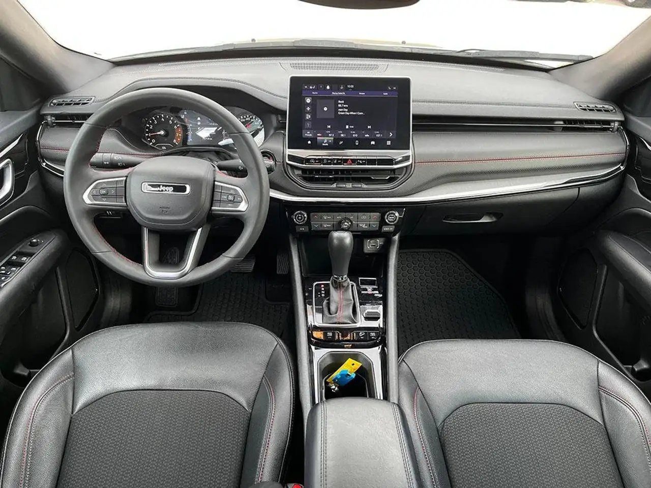 Jeep Compass снимка Jeep Compass