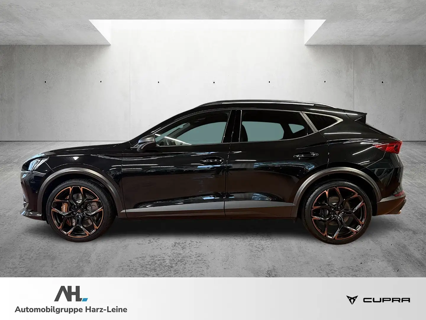 CUPRA Formentor 2.5 TSI VZ5 4Drive DSG Matrix Leder Pano Schwarz - 2