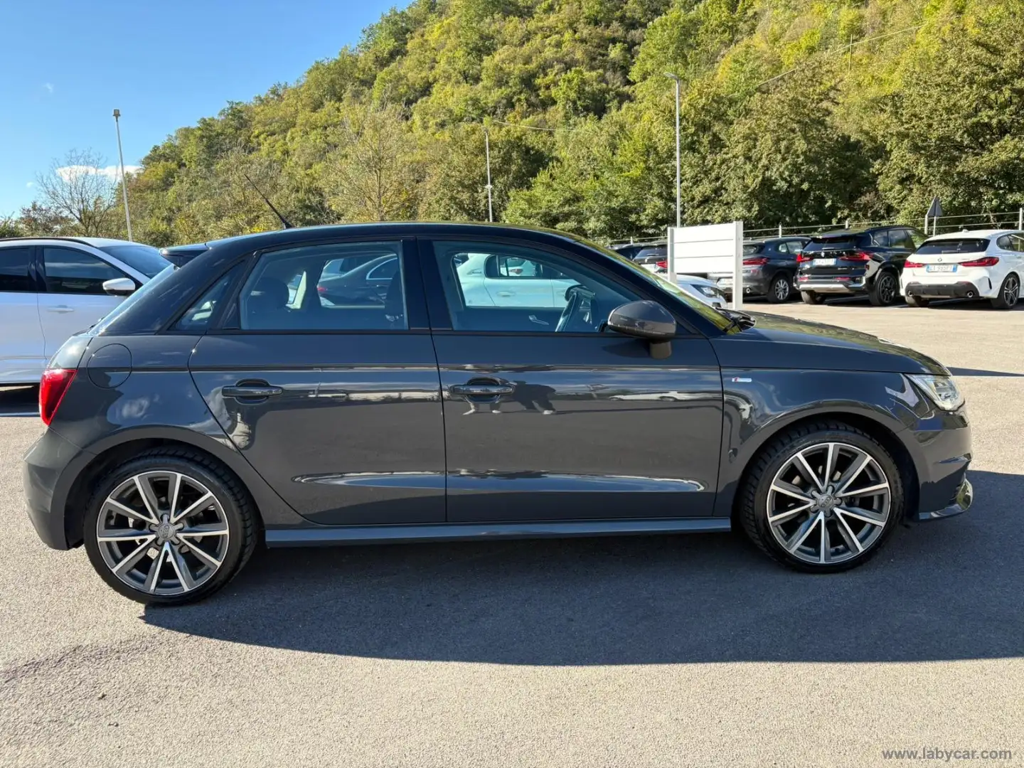 Audi A1 SPB 1.0 TFSI ultra s-line Adatta a neopat. Gris - 2