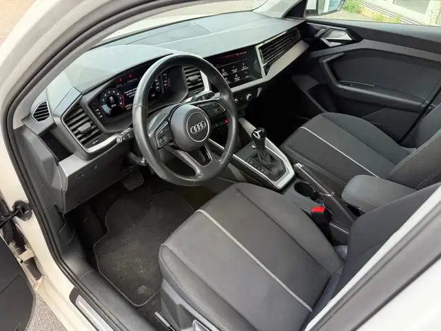 Audi A1 view 9