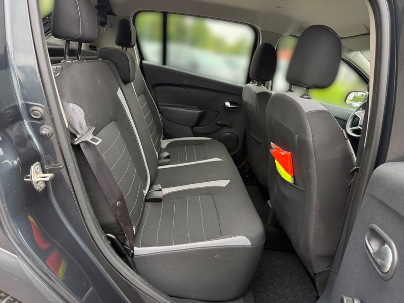 Dacia Sandero II 0.9 TCE Comfort Klima Bluetooth AUX — photo 13