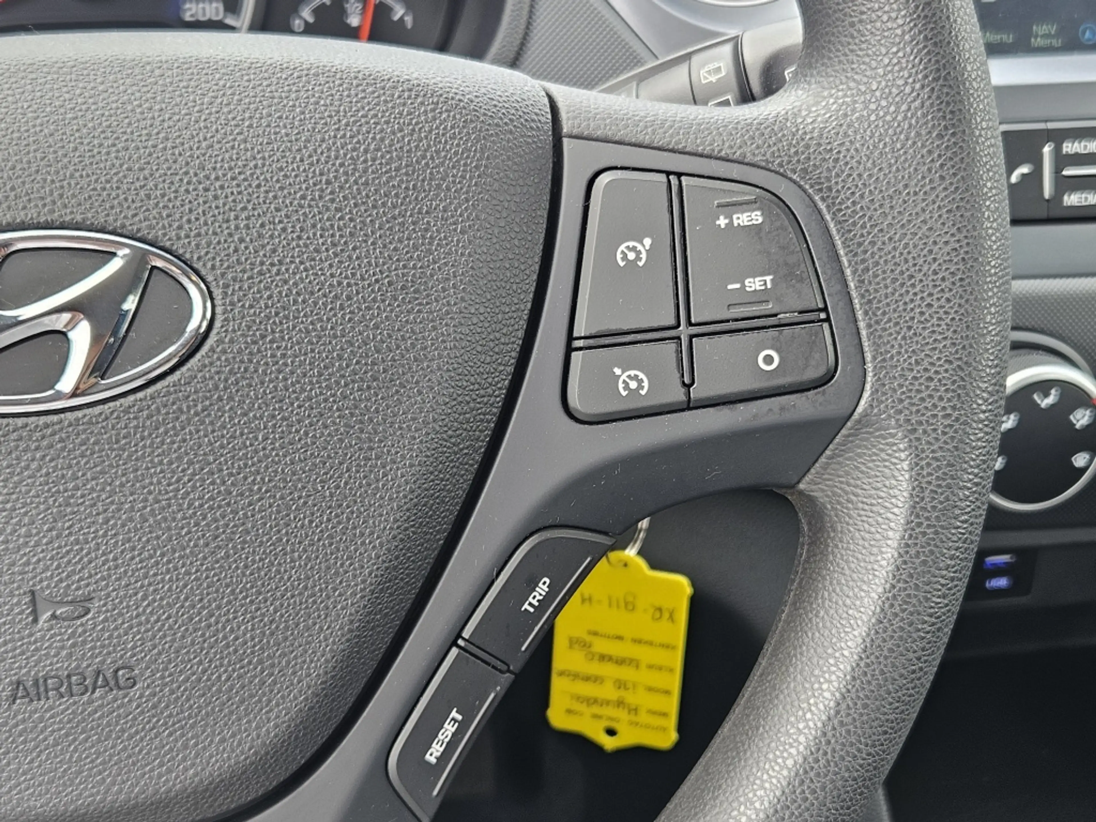 Hyundai i10 1.0i Comfort — photo 14