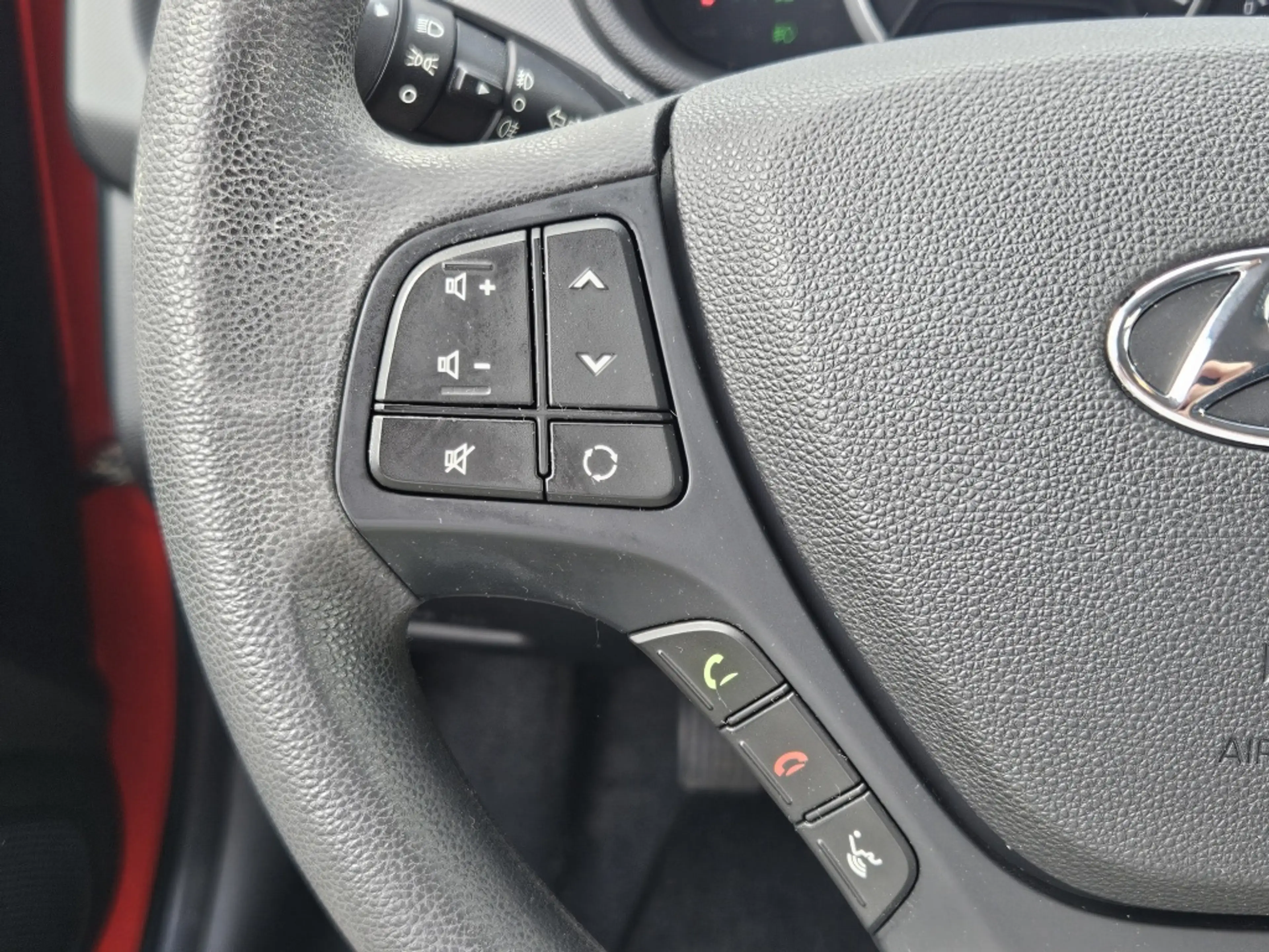 Hyundai i10 1.0i Comfort — photo 13