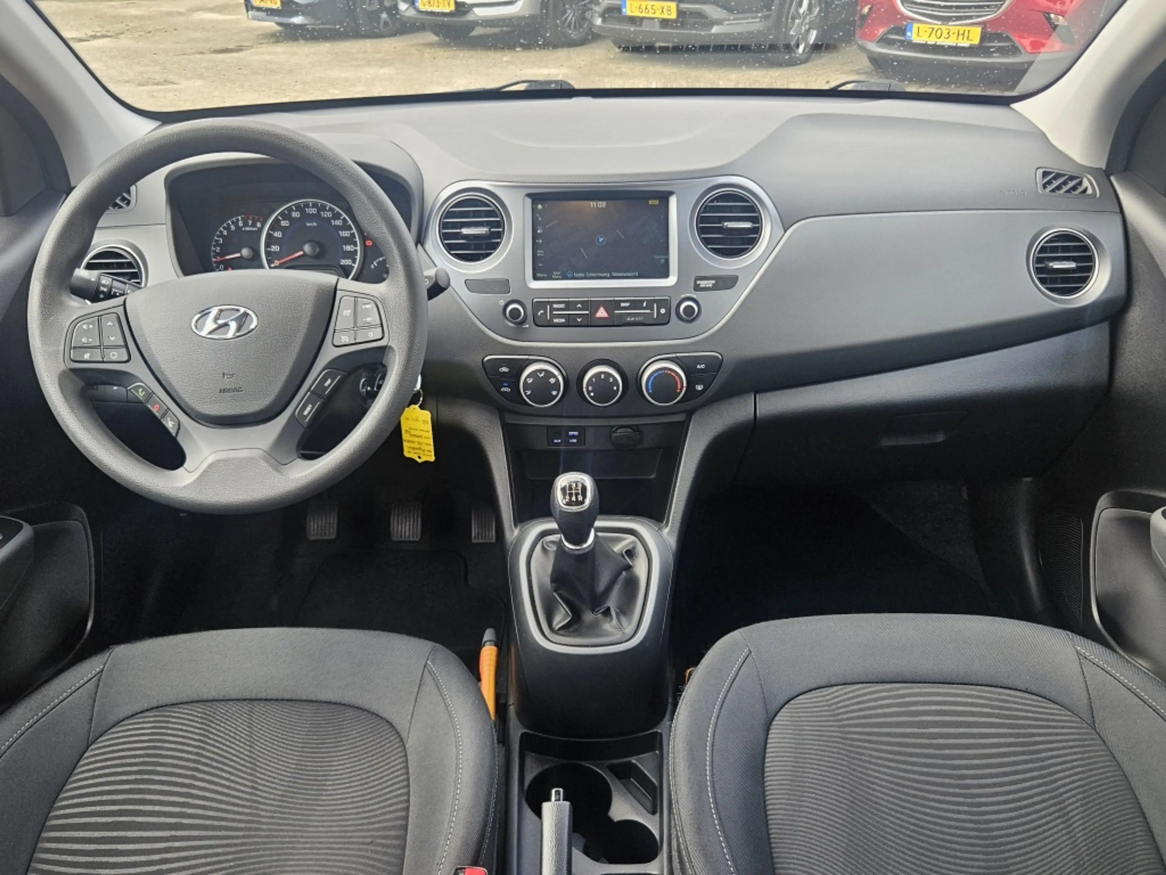 Hyundai i10 1.0i Comfort — photo 4