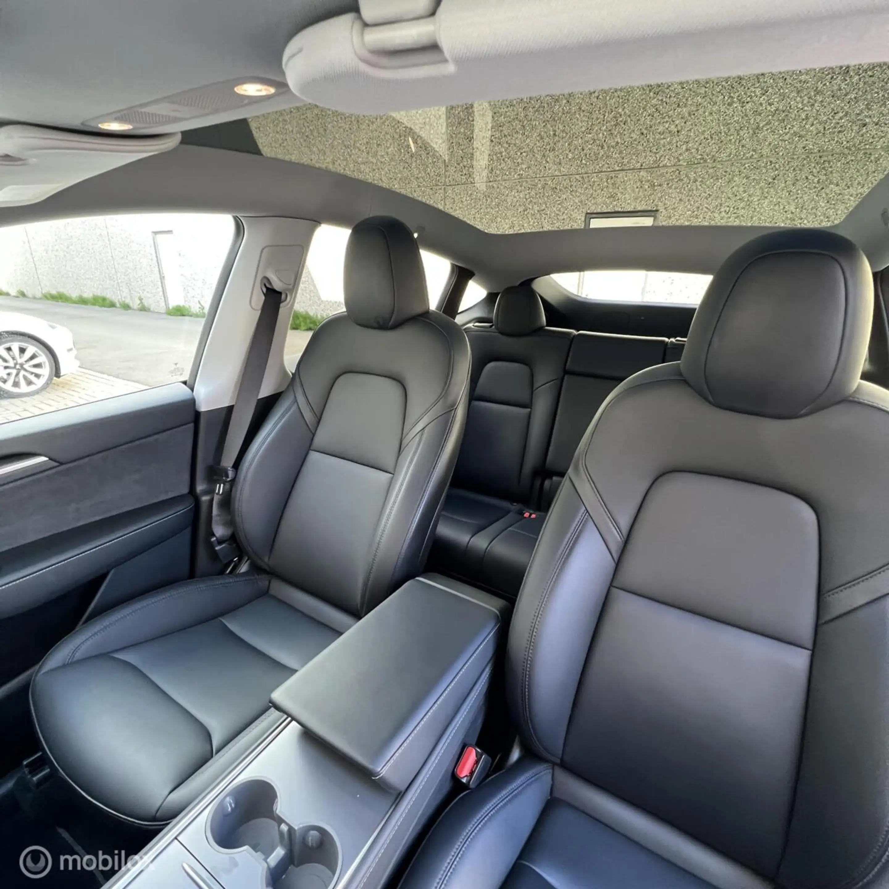 Tesla Model Y Long Range AWD + MMX PACK + SOH 94% — photo 9