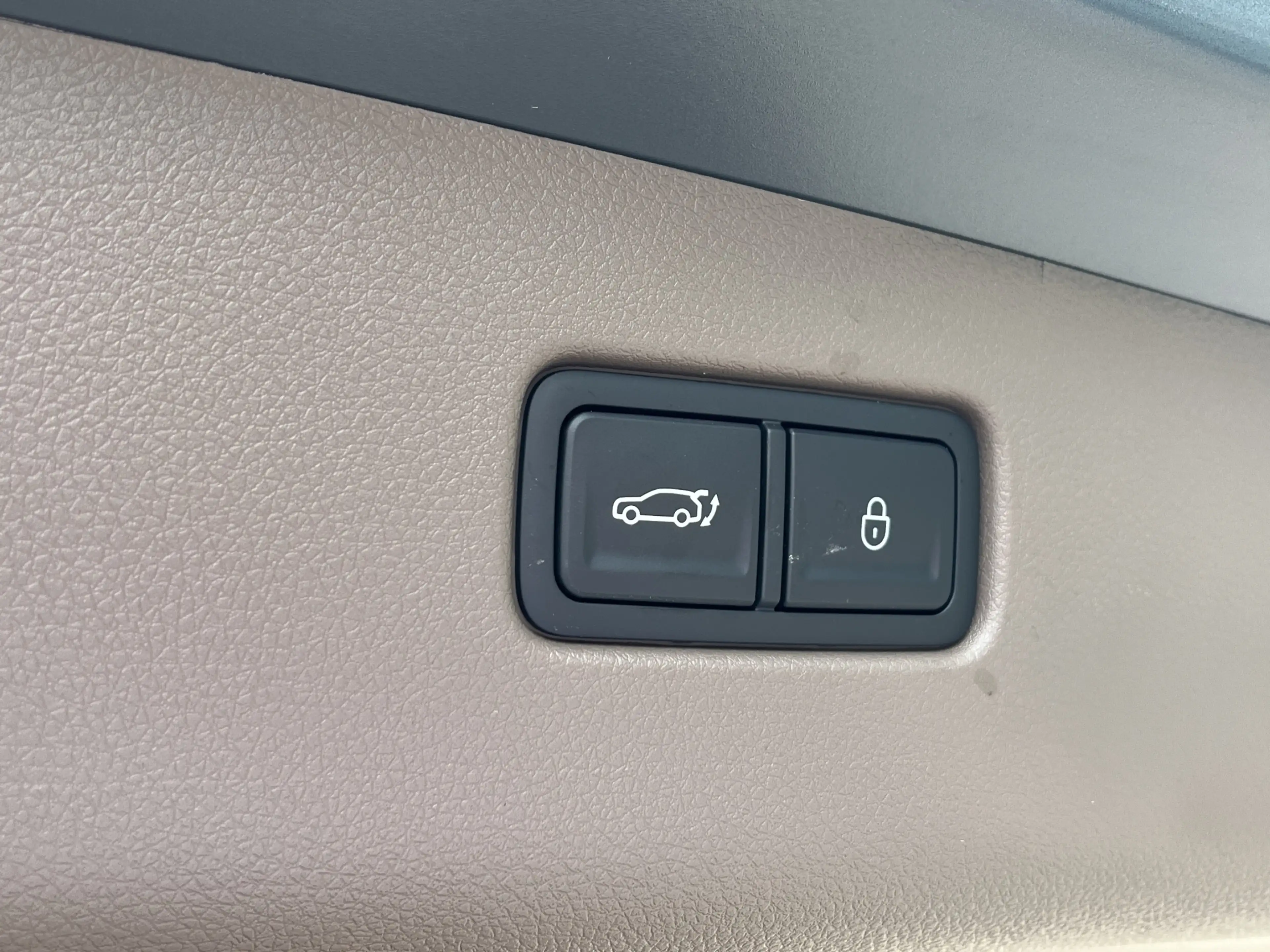 Genesis GV70 84 kWh 490pk Performance AWD Premium | 7150,- DEMO — photo 12