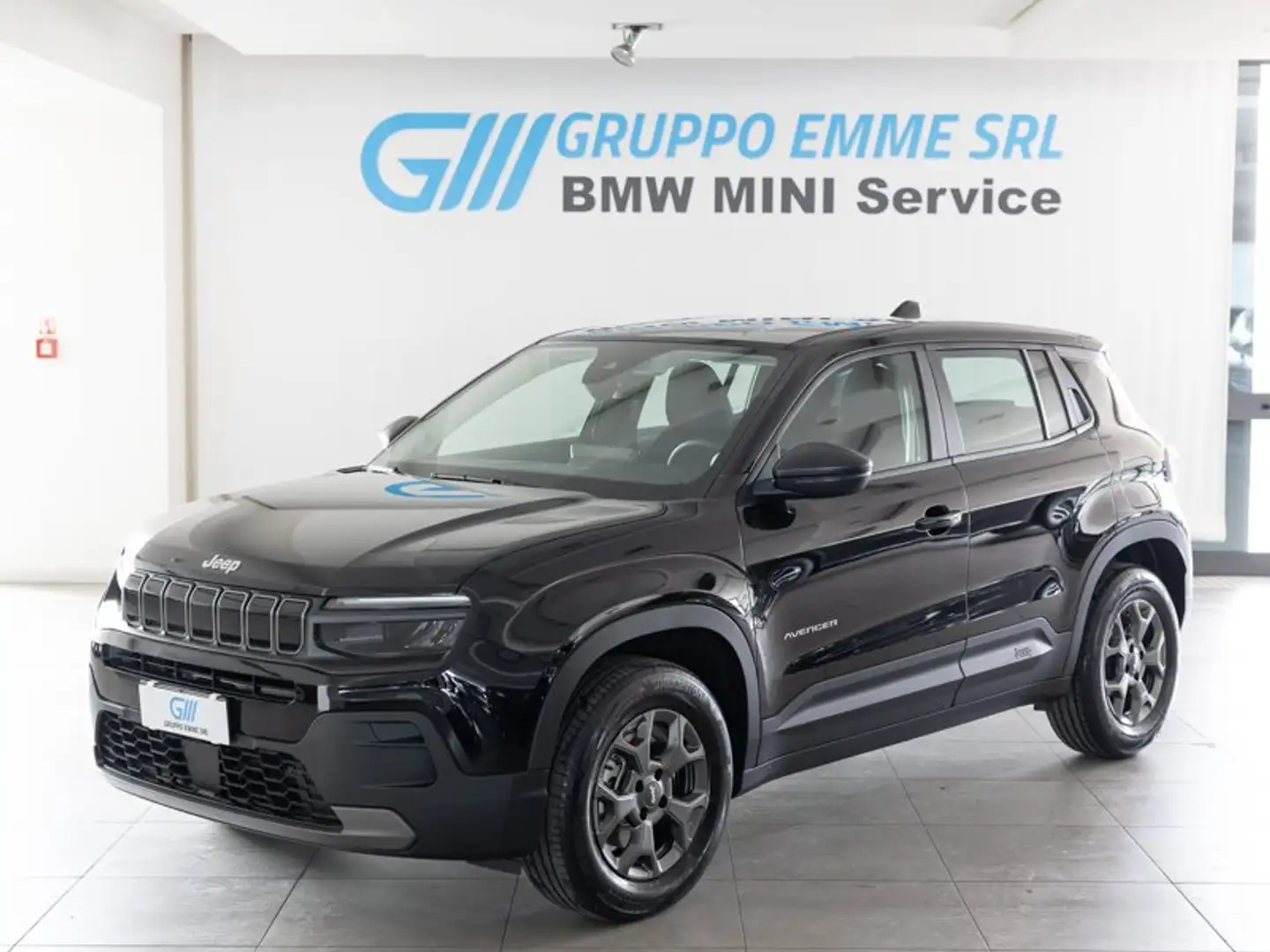Jeep Avenger Avenger 1.2 T. e-hybrid mhev Longitude  110cv Auto Zwart - 1