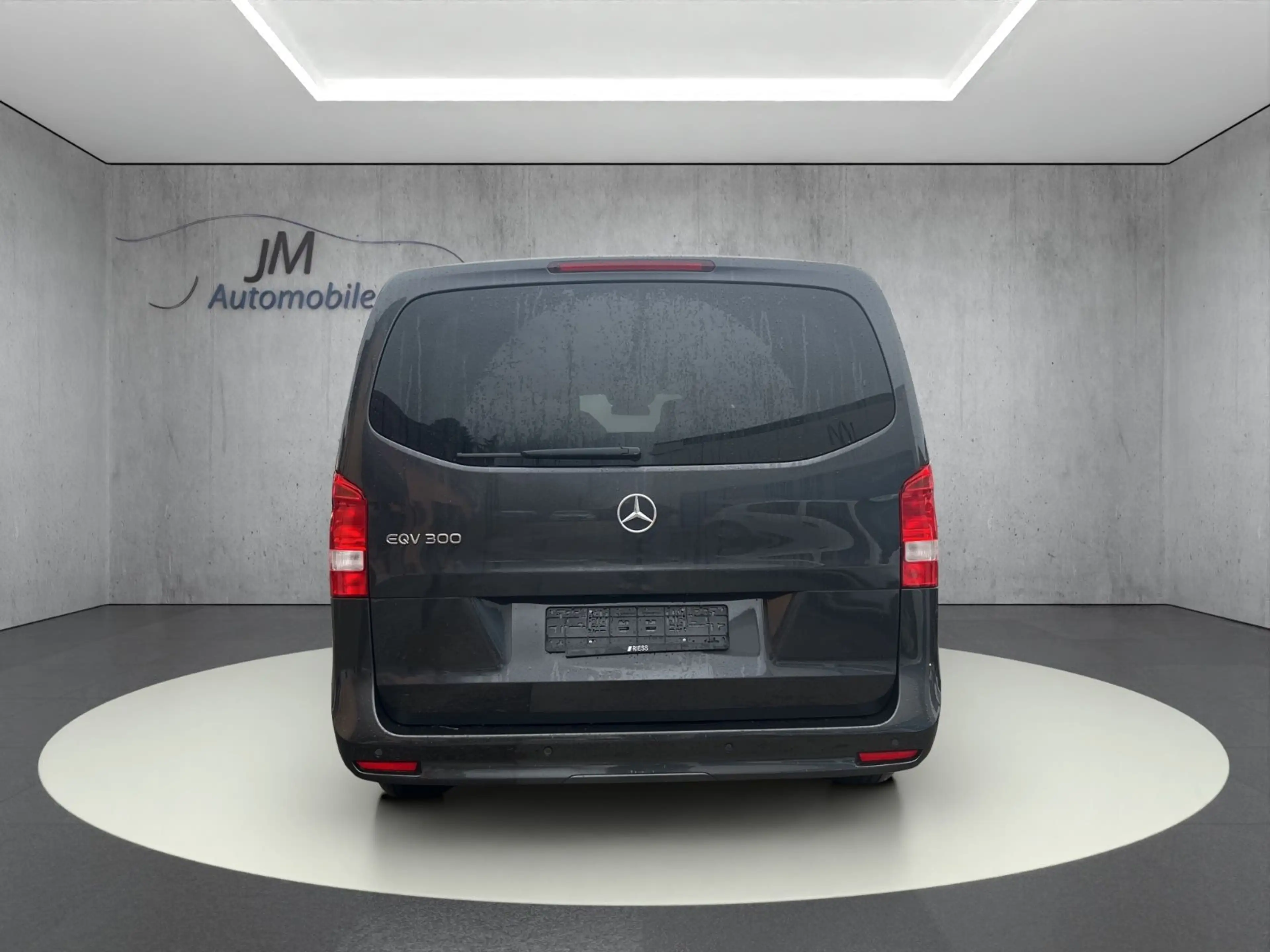 Mercedes-Benz EQV 300 300 lang Kamera Navi 6-Sitzer — photo 7
