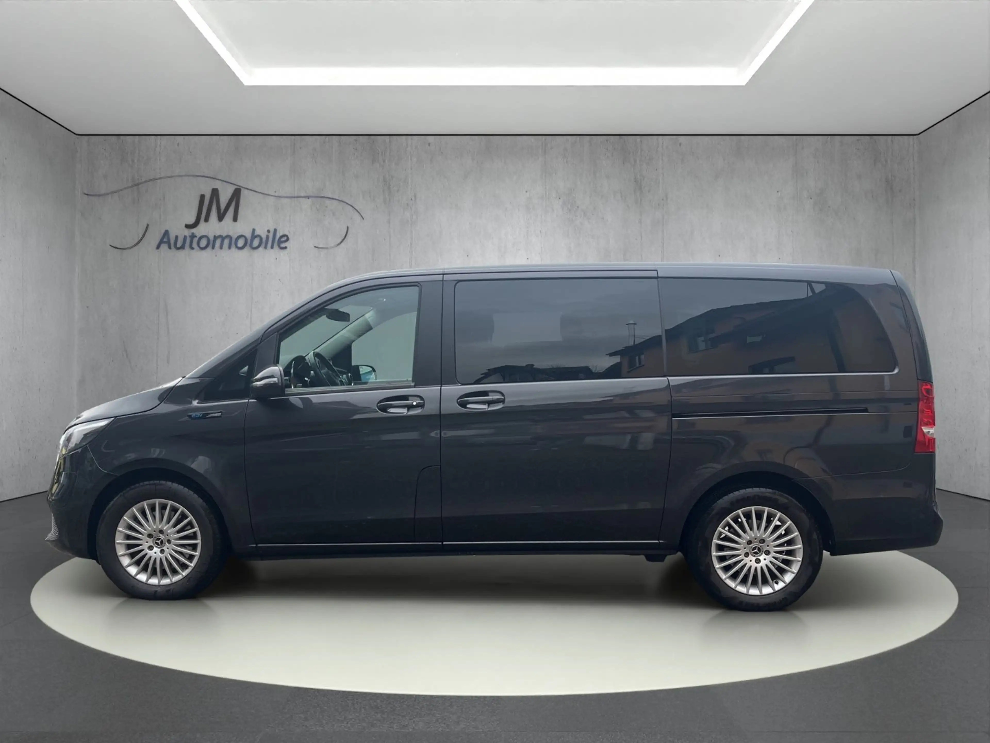 Mercedes-Benz EQV 300 300 lang Kamera Navi 6-Sitzer — photo 4