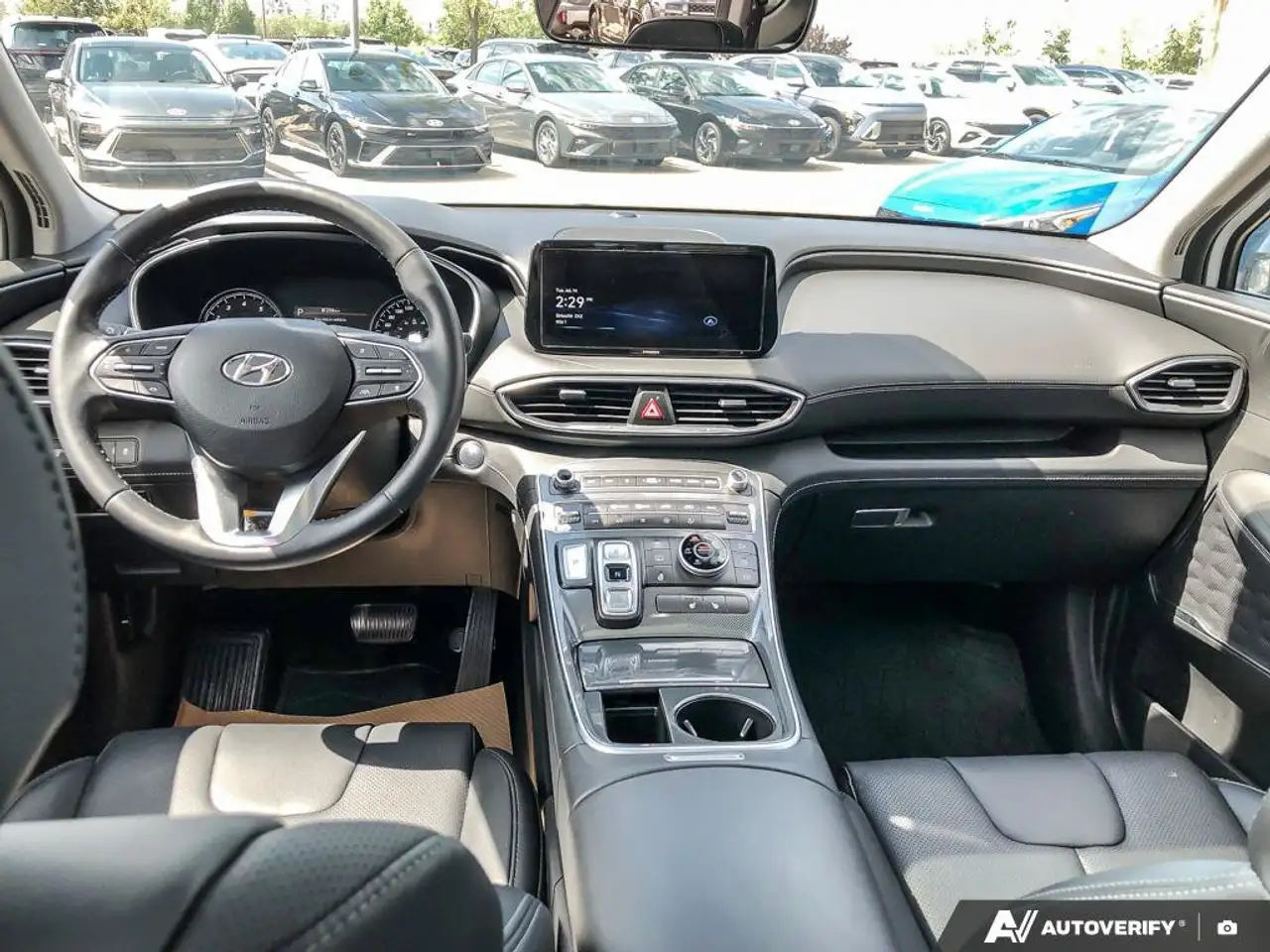 Hyundai SANTA FE photo Hyundai SANTA FE