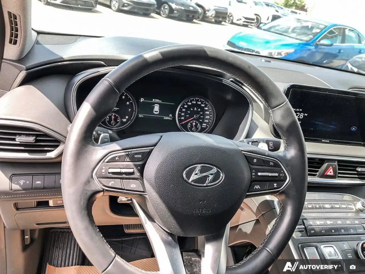 Hyundai SANTA FE photo Hyundai SANTA FE