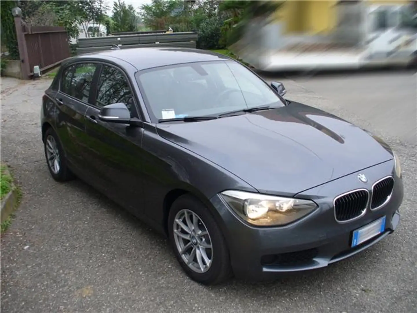 BMW 116 d 5p. Sport Grigio - 1