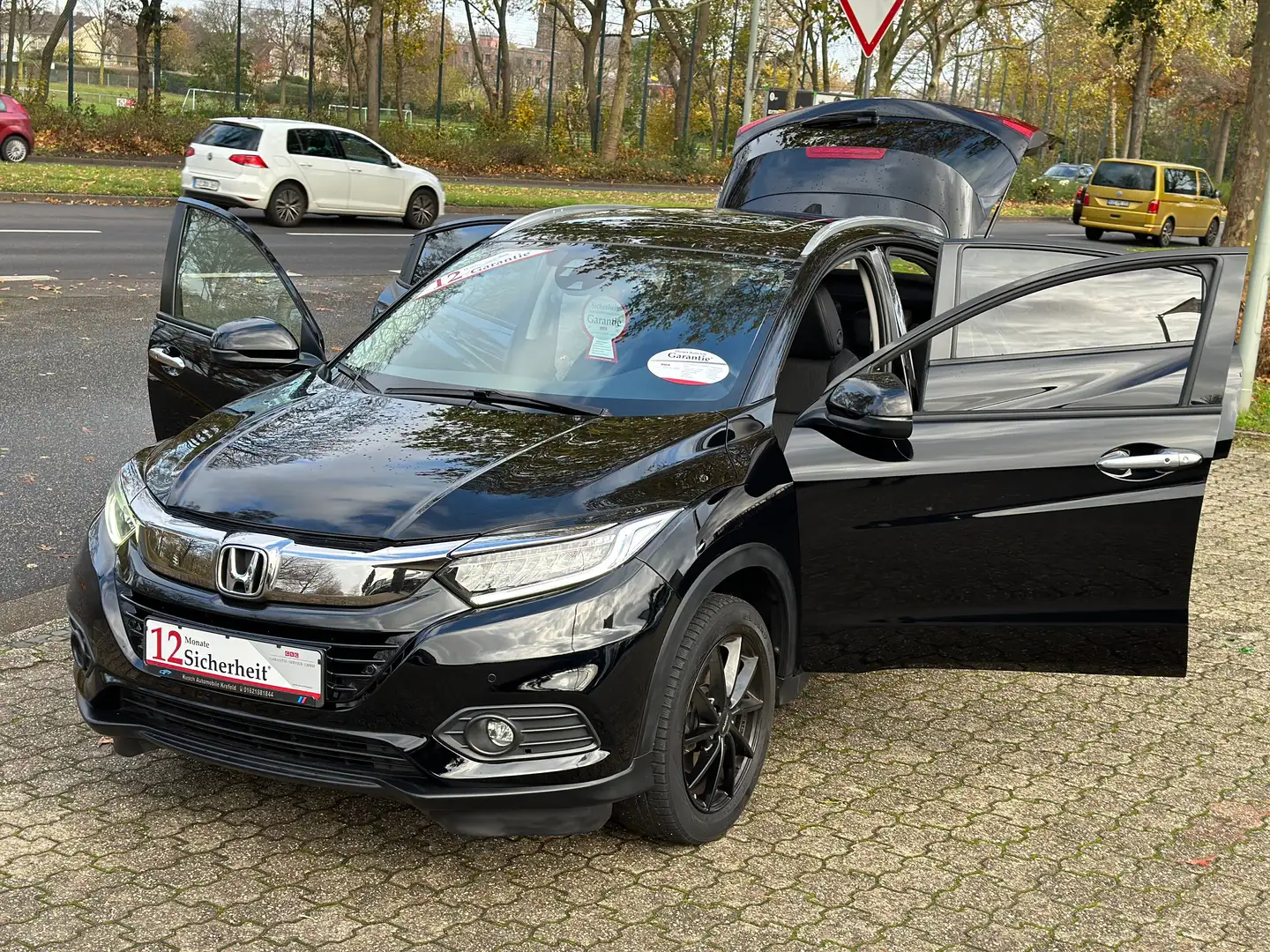 Honda HR-V 1.5 i-VTEC Executive/Voll LED/Navi/Leder/Kamer/PDC Fekete - 2