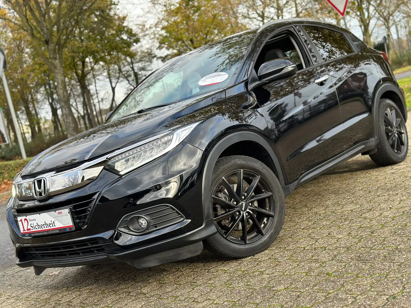 Honda HR-V 1.5 i-VTEC Executive/Voll LED/Navi/Leder/Kamer/PDC Чорний - 1