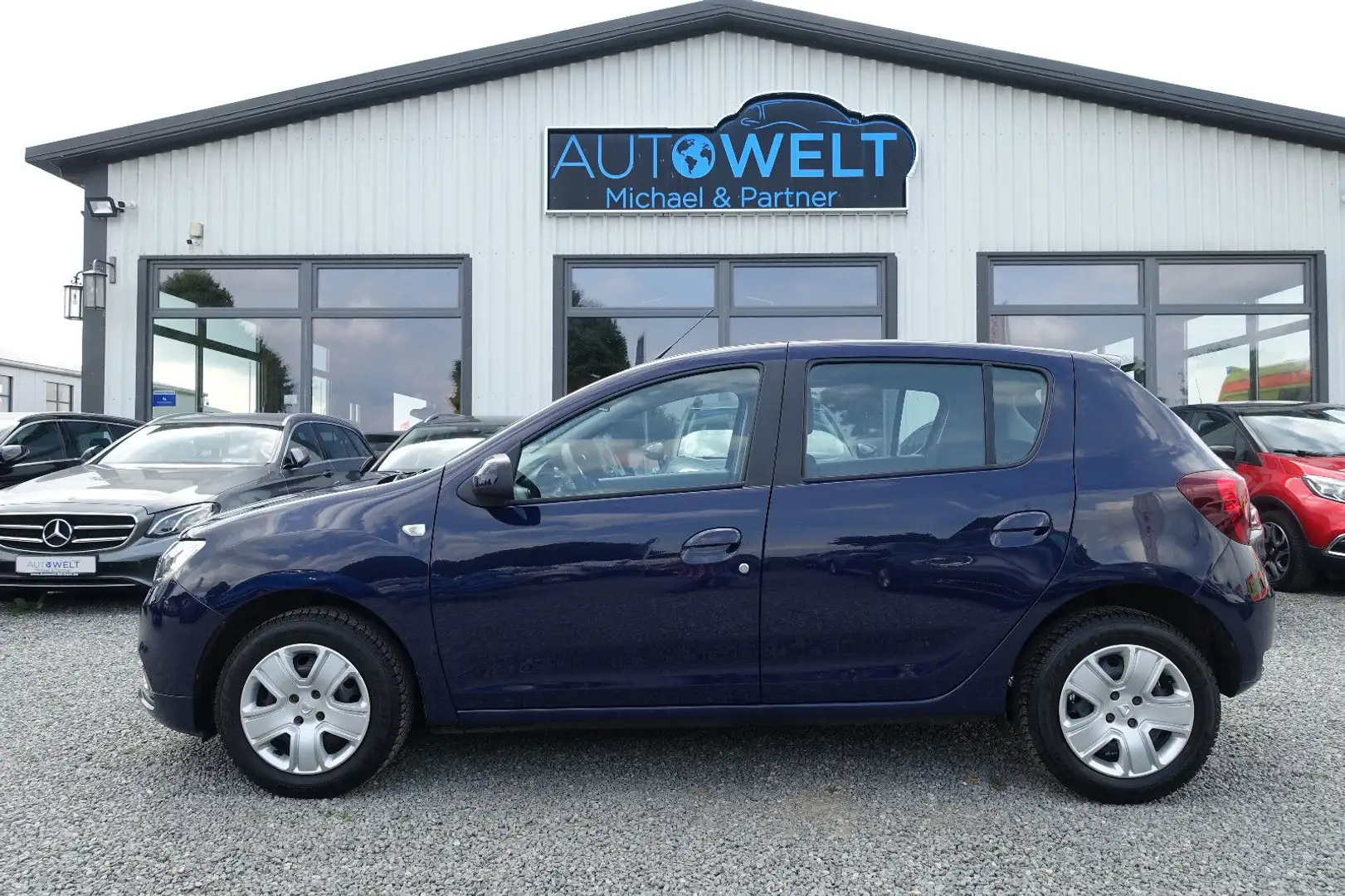 Dacia Sandero II 1.0 KLIMA NAVI DAB TÜV Neu Scheckheft Blauw - 1