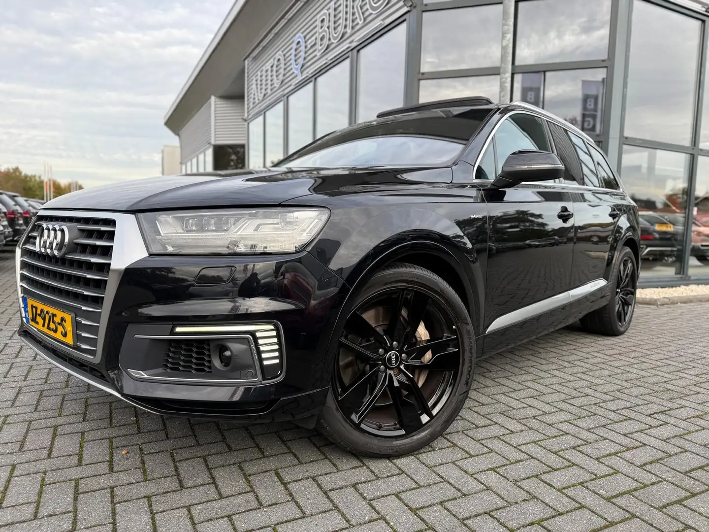Audi Q7 e-tron 3.0 TDI quattro Premium | Panorama | Bose | Trekha Schwarz - 2