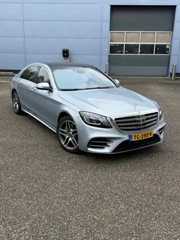 Mercedes-Benz S 400 -