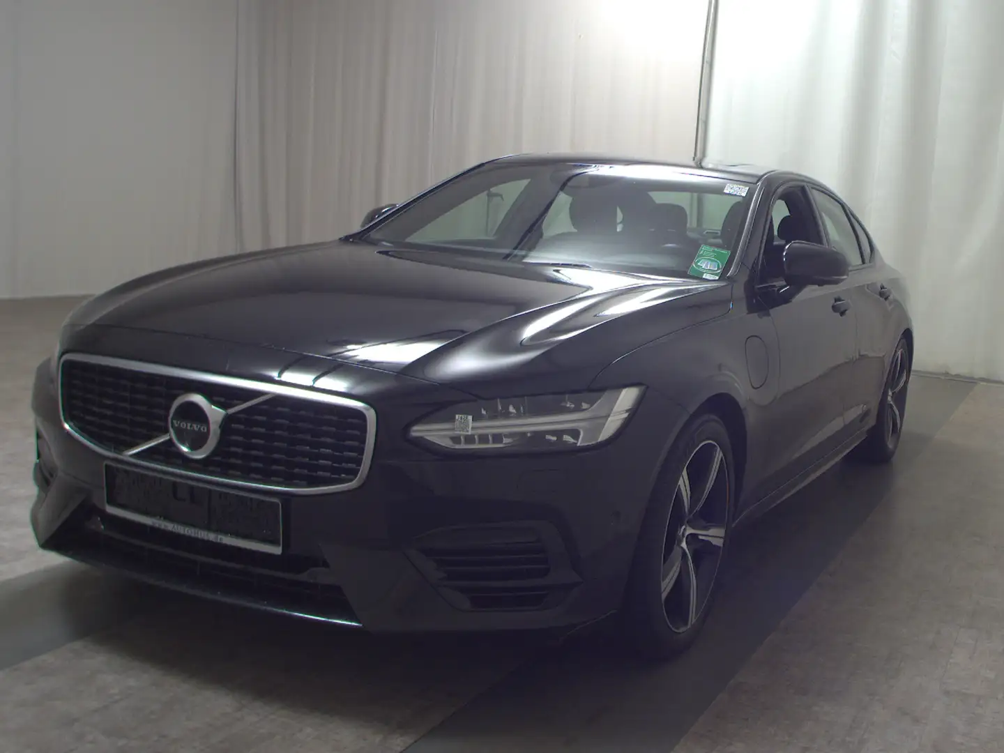 Volvo S90 T8 AWD Hybrid R-Design Navi LED HuD H-K 360° Schwarz - 2