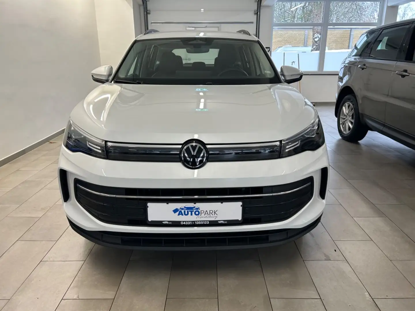 Volkswagen Tiguan 2.0 TDI 110 kW Life Weiß - 2