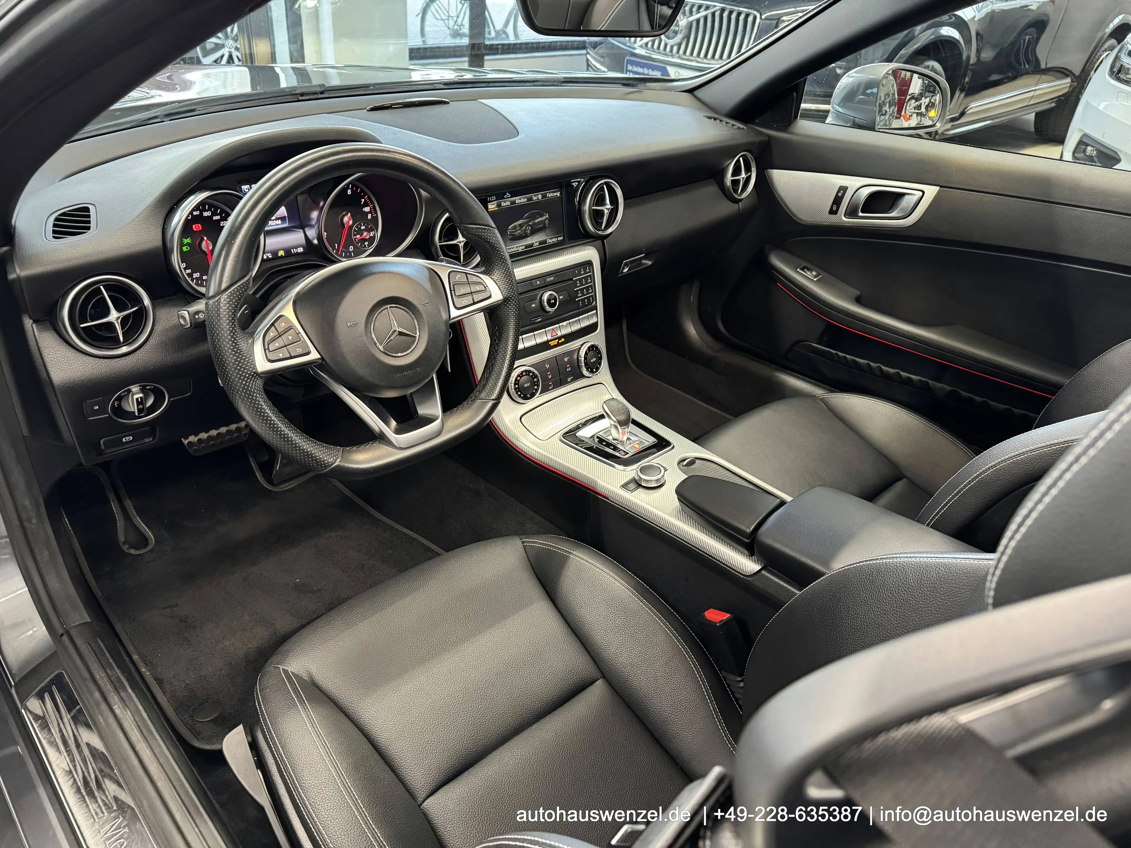 Mercedes-Benz SLC 200 Aut. - 71 tkm - AIRSCARF NAVI CARPLAY LED PDC ... — photo 12