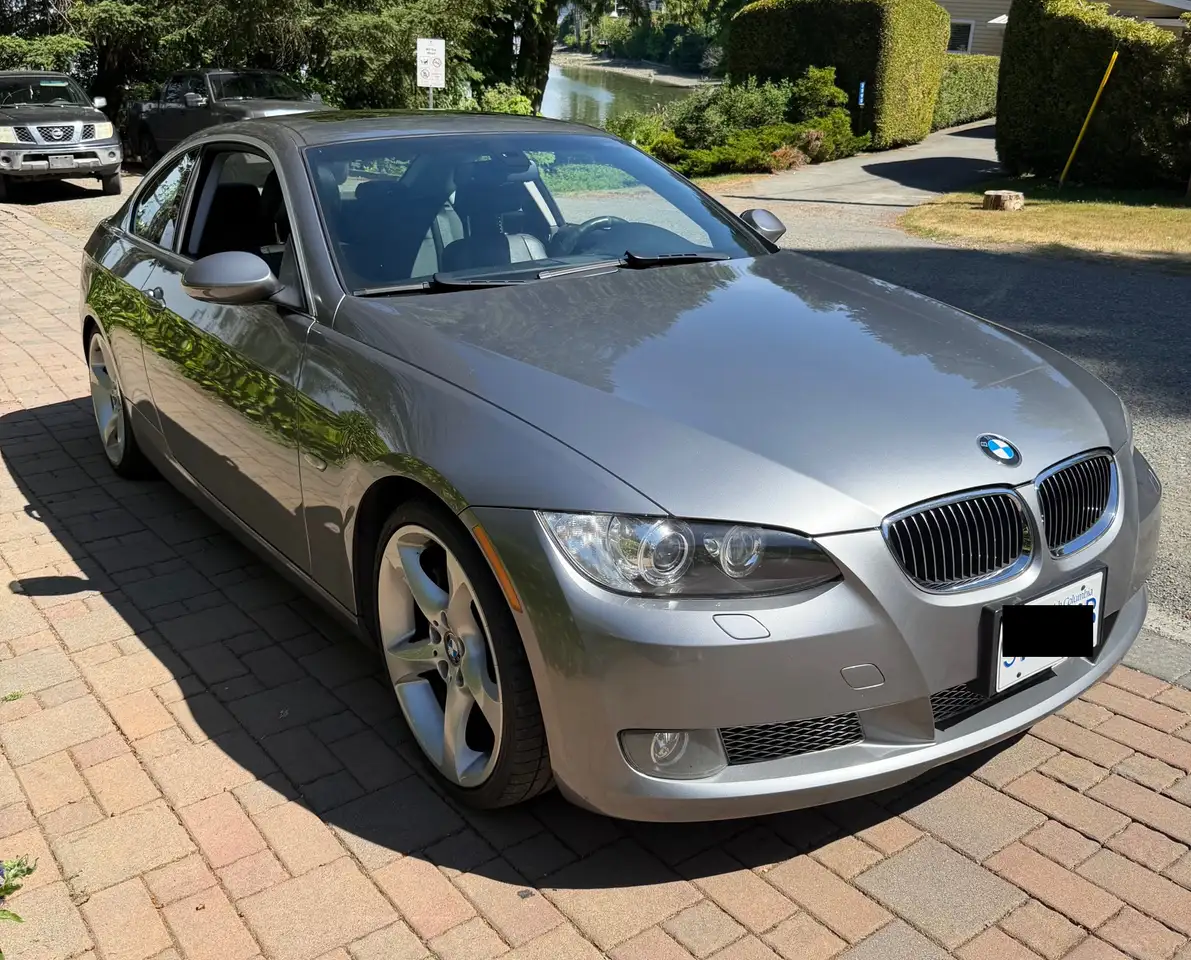 BMW 3 Series снимка BMW 3 Series