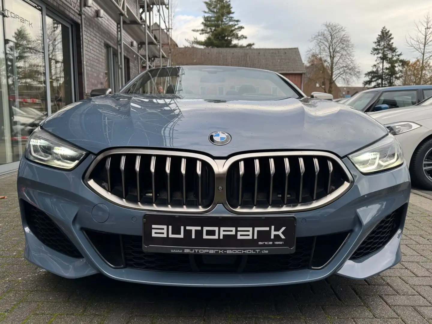 BMW M850 i xDrive Cabrio Bleu - 2