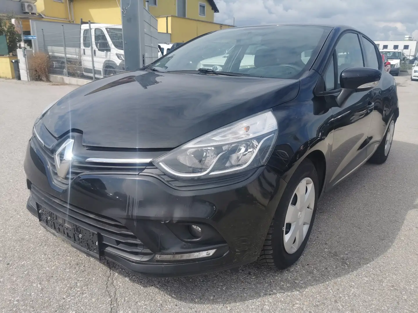 Renault Clio Expression - 1