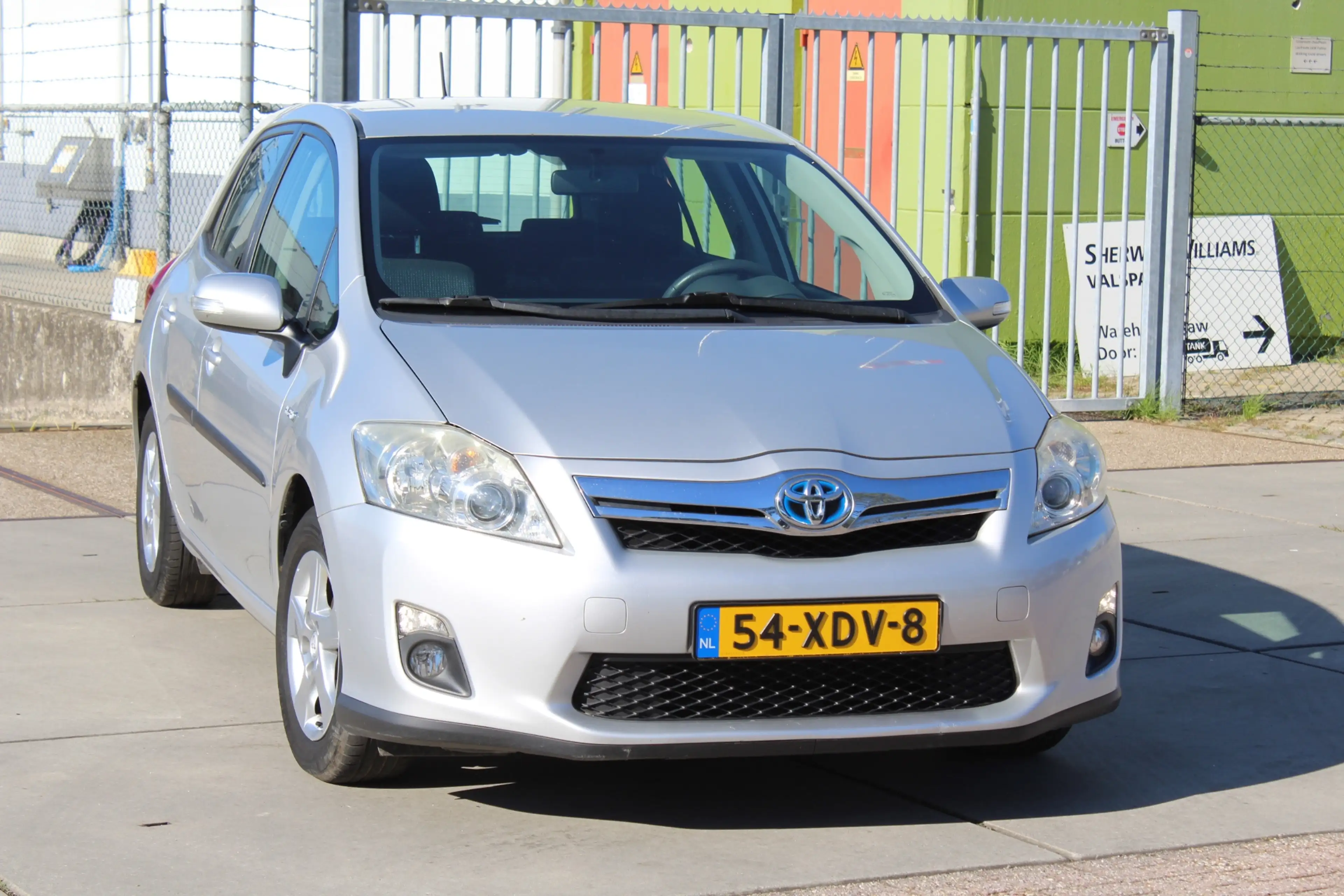Toyota Auris 1.8 Full Hybrid Business navi camera cruise dealer — photo 3