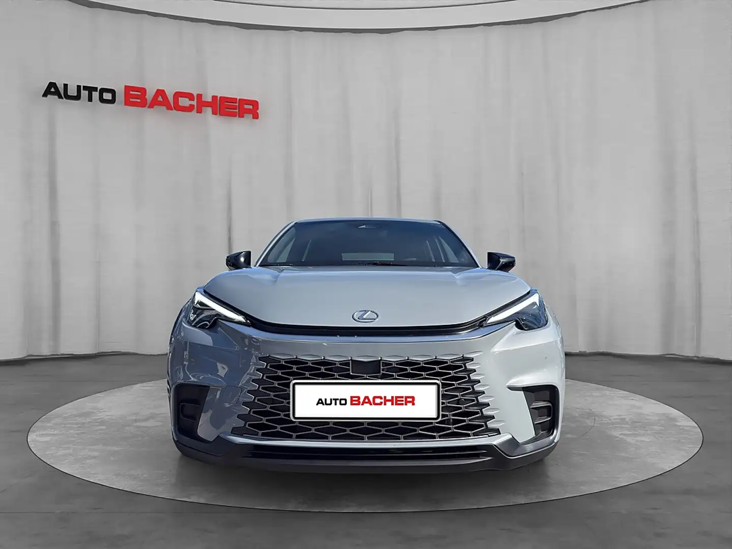 Lexus LBX 1.5 HEV 1,4kWh Aut. Grau - 2