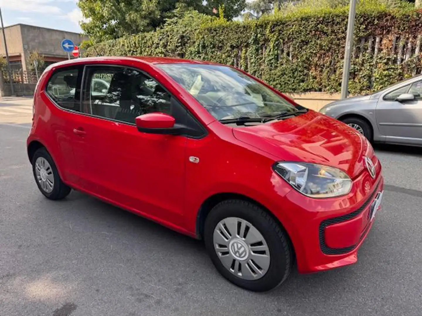 Volkswagen up! 1.0  BENZINA EURO 5   !!! Rood - 2