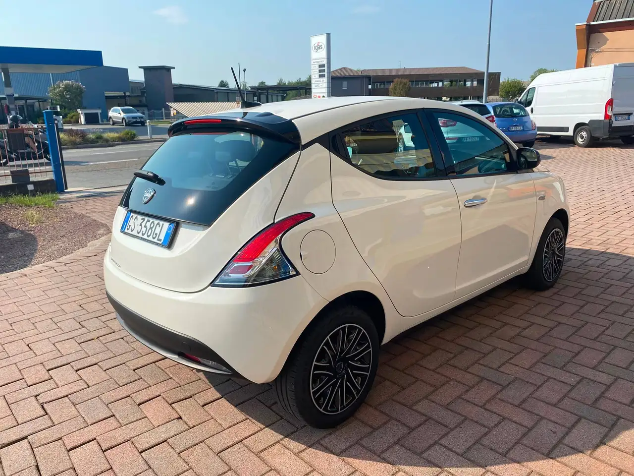 Lancia Ypsilon 2023